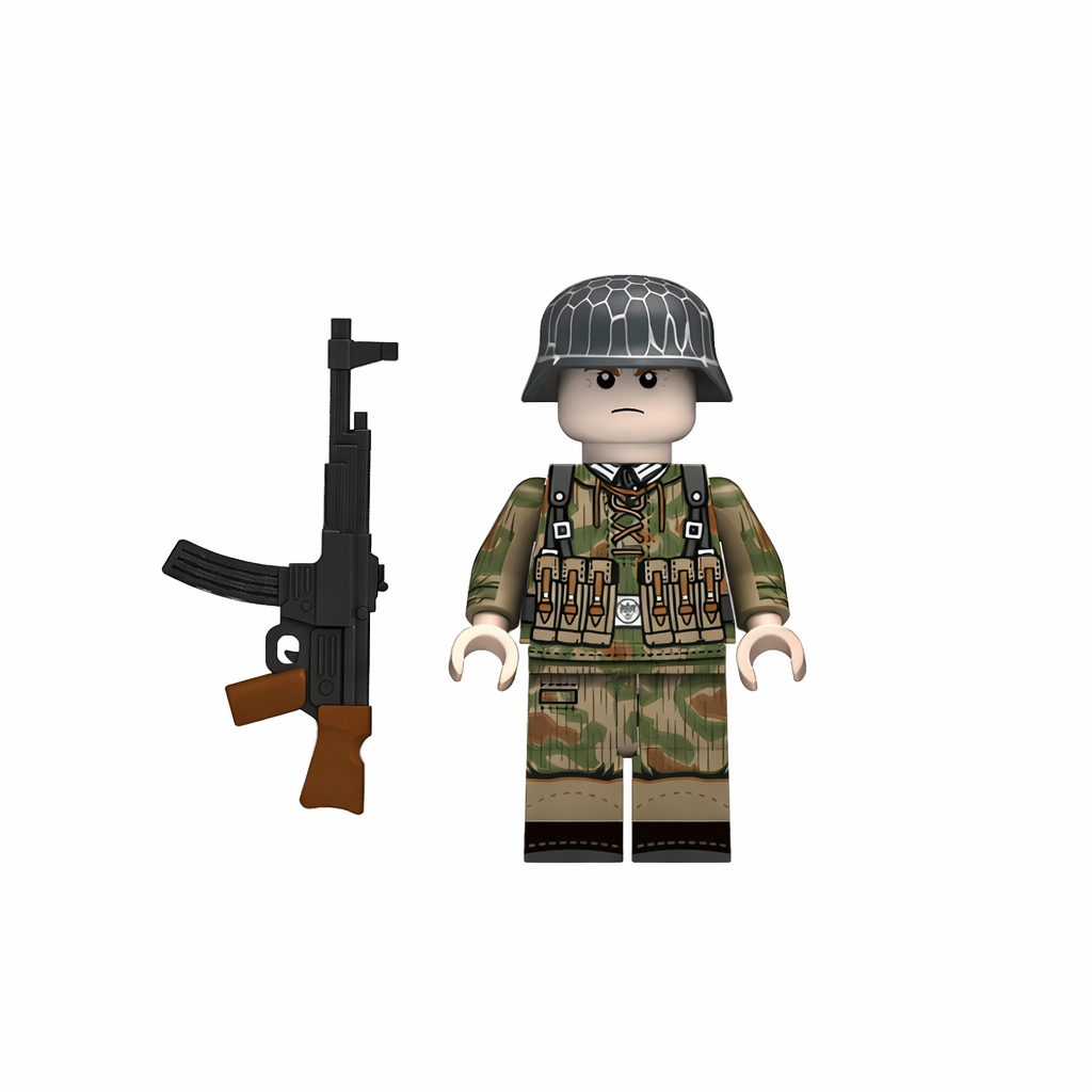 WW2 German Green Woodland STG44 Minifigure
