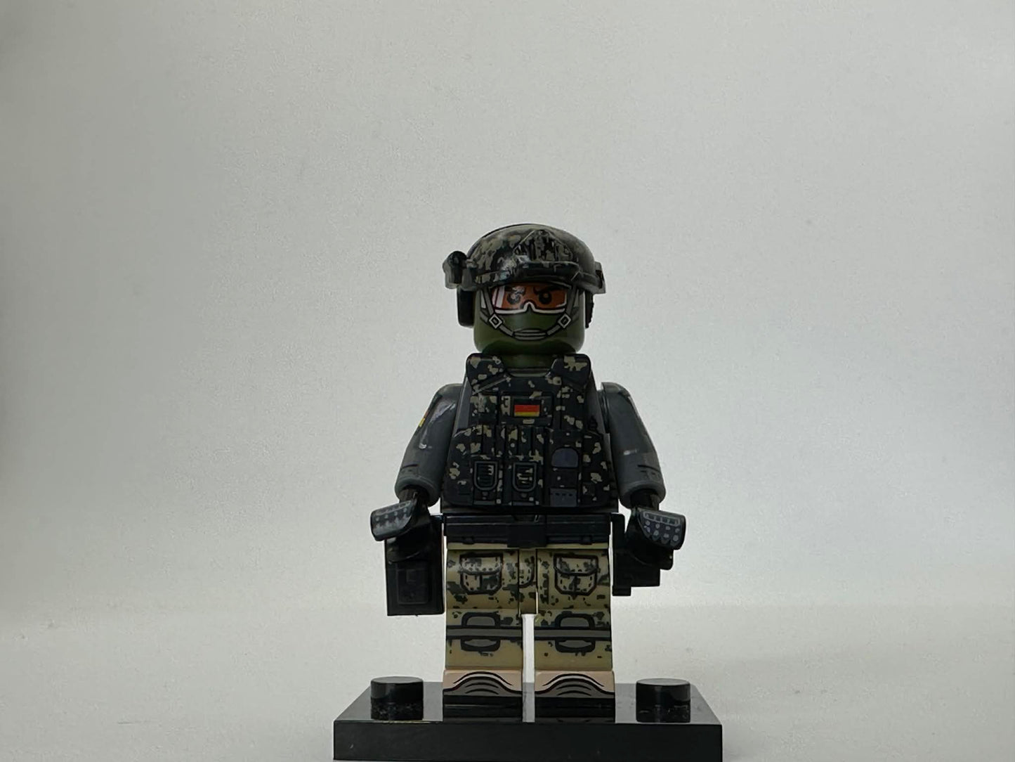 #85 German KSK Special Ops Minifigure