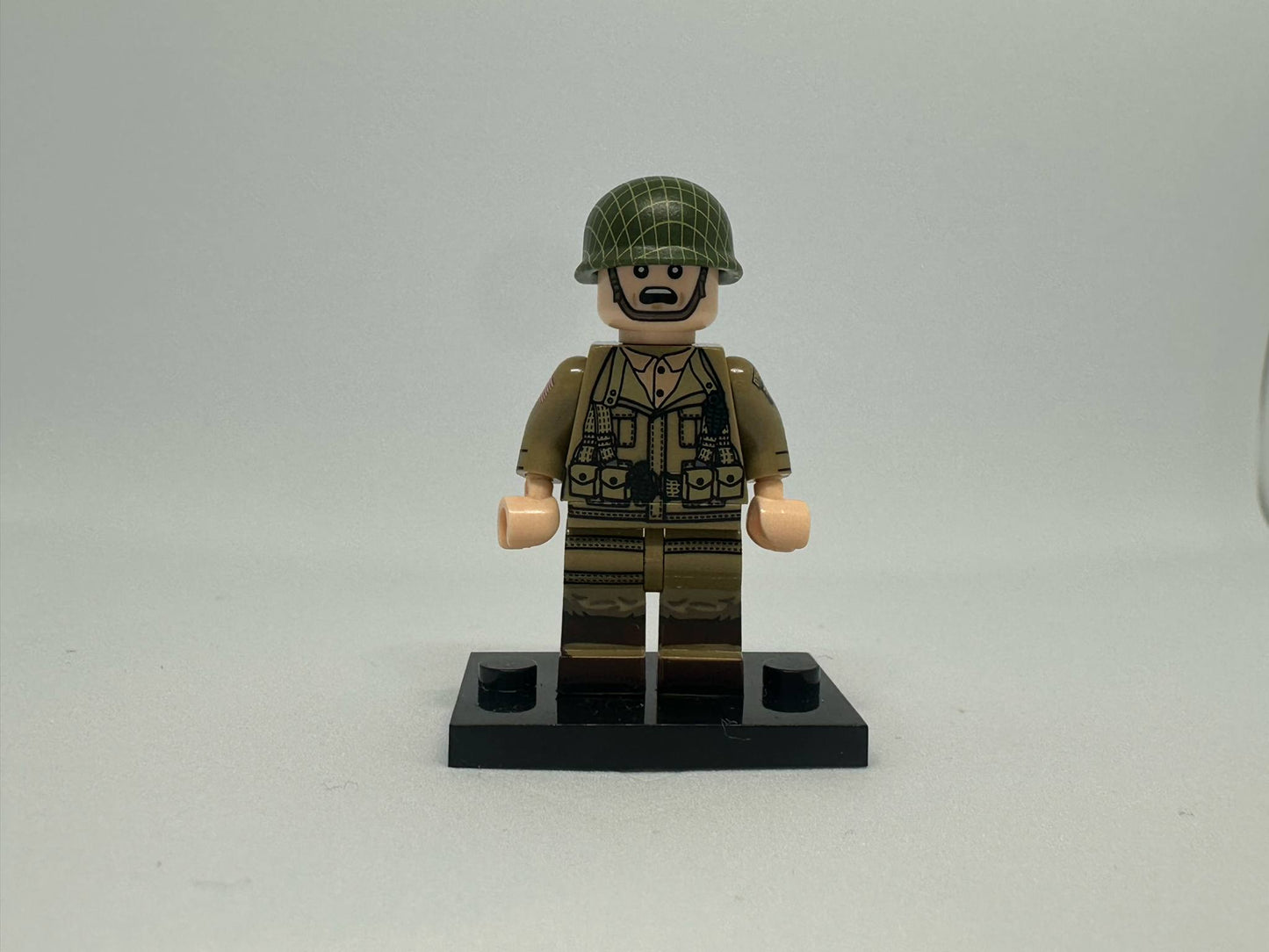 #29 WW2 US Airborne Minifigure
