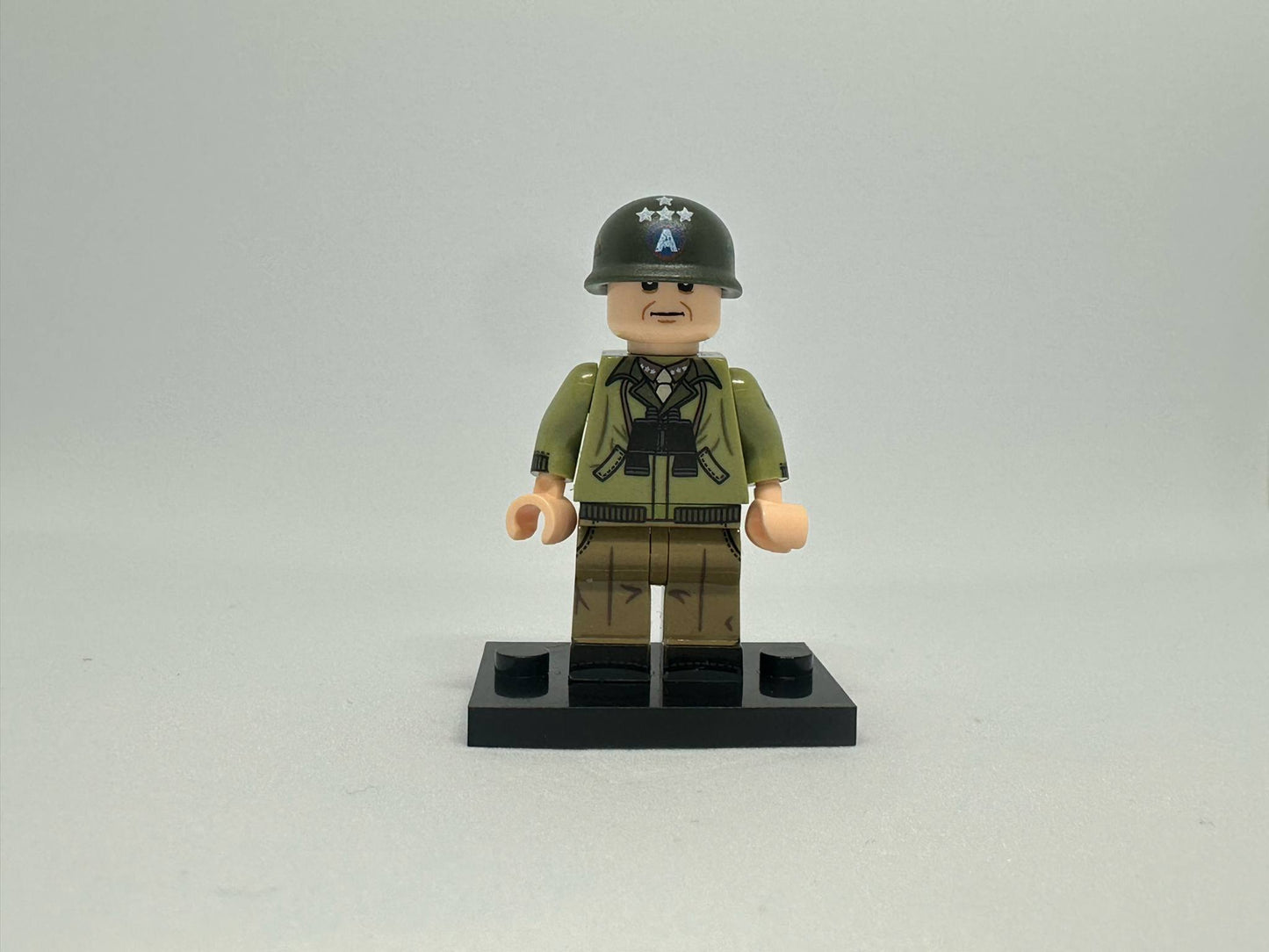 #27 US Military General Bradley Minifigure