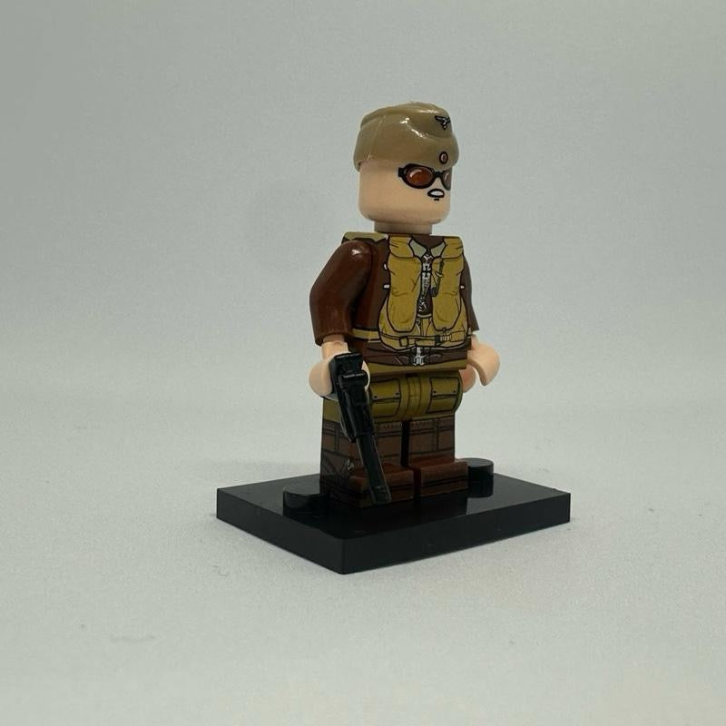 #49 WW2 German North Africa Pilot Minifigure
