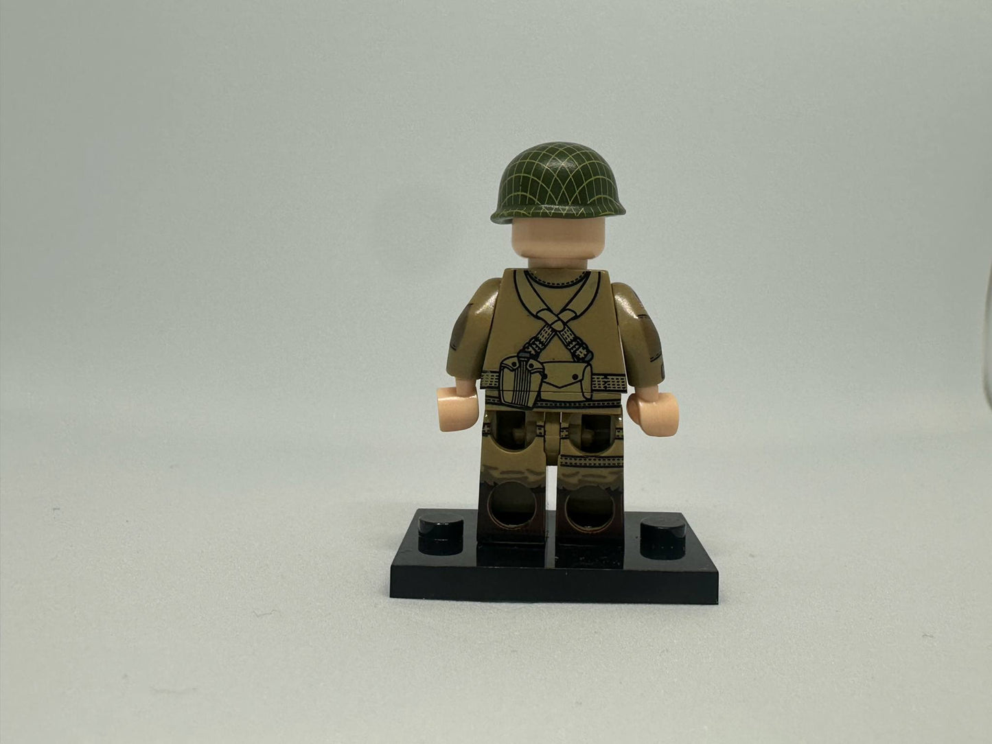 #29 WW2 US Airborne Minifigure
