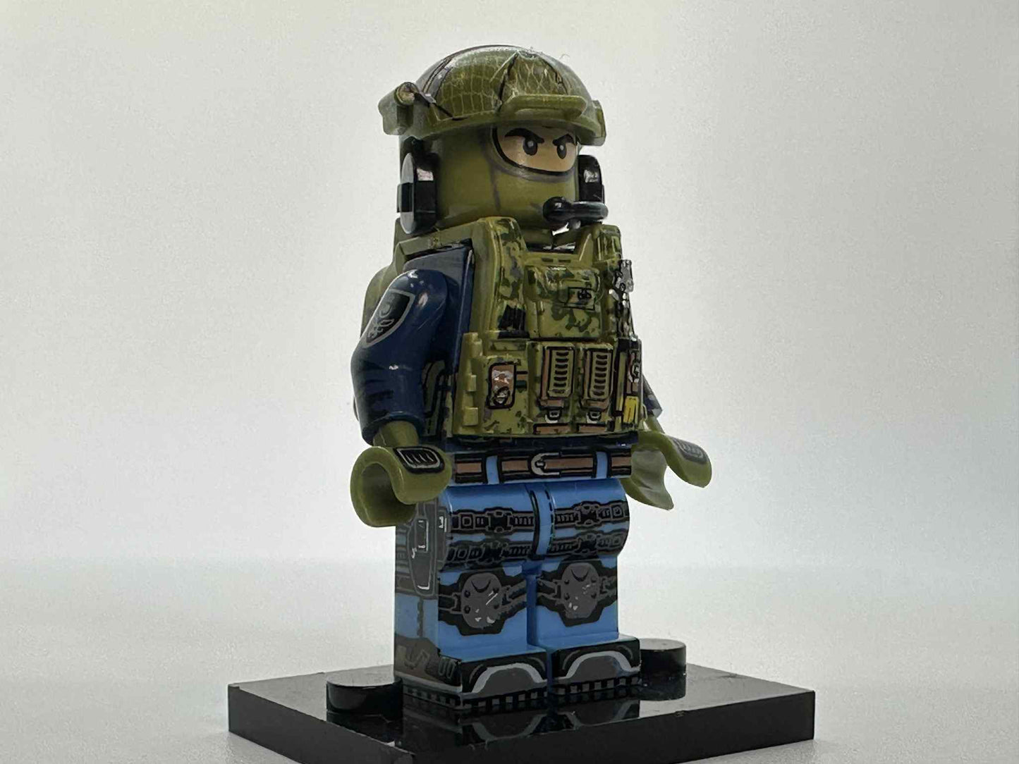 #56 Hong Kong Special Duties Unit (SDU) Minifigure