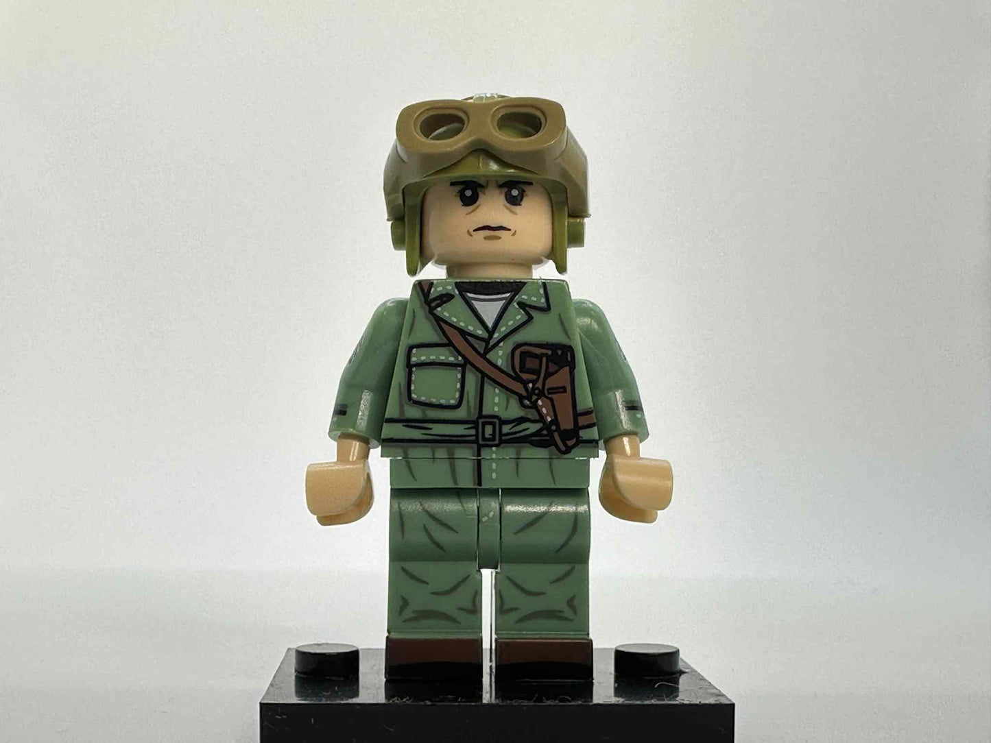 #20 WW2 US Army Tanker/Crewman Minifigure