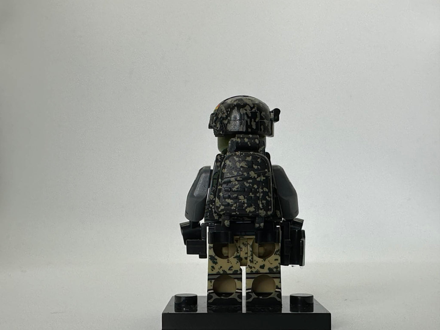 #85 German KSK Special Ops Minifigure