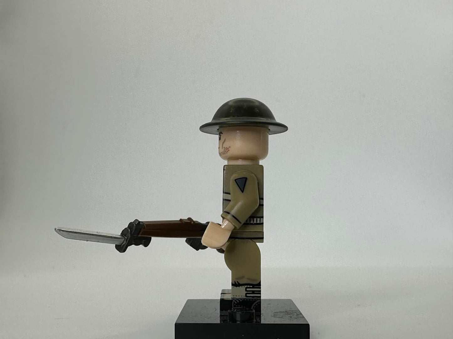 #83 WW2 British Army Infantry Minifigure