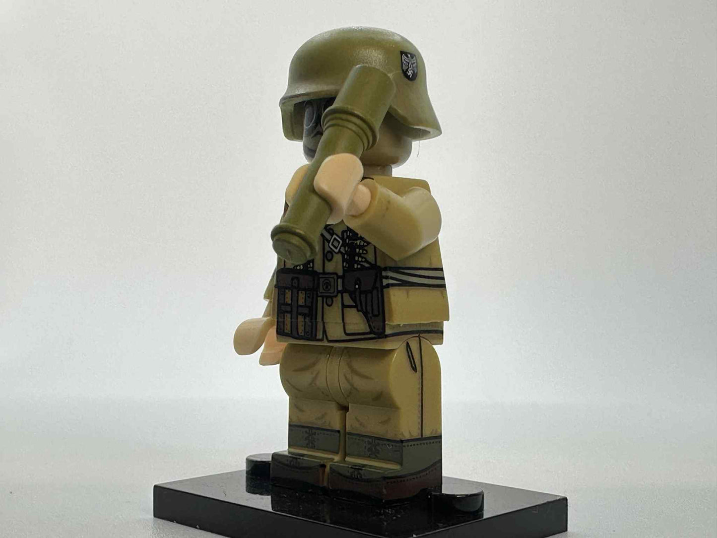 #52 WW2 German North Africa Divison Minifigure