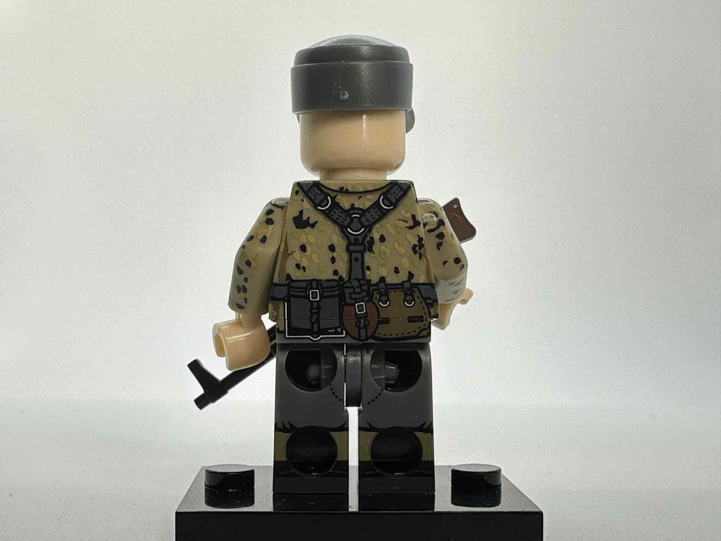 #53 WW2 German Infantry Minifigure