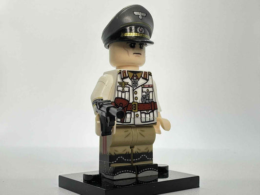 #47 WW2 Erwin Rommel Minifigure (North Africa)