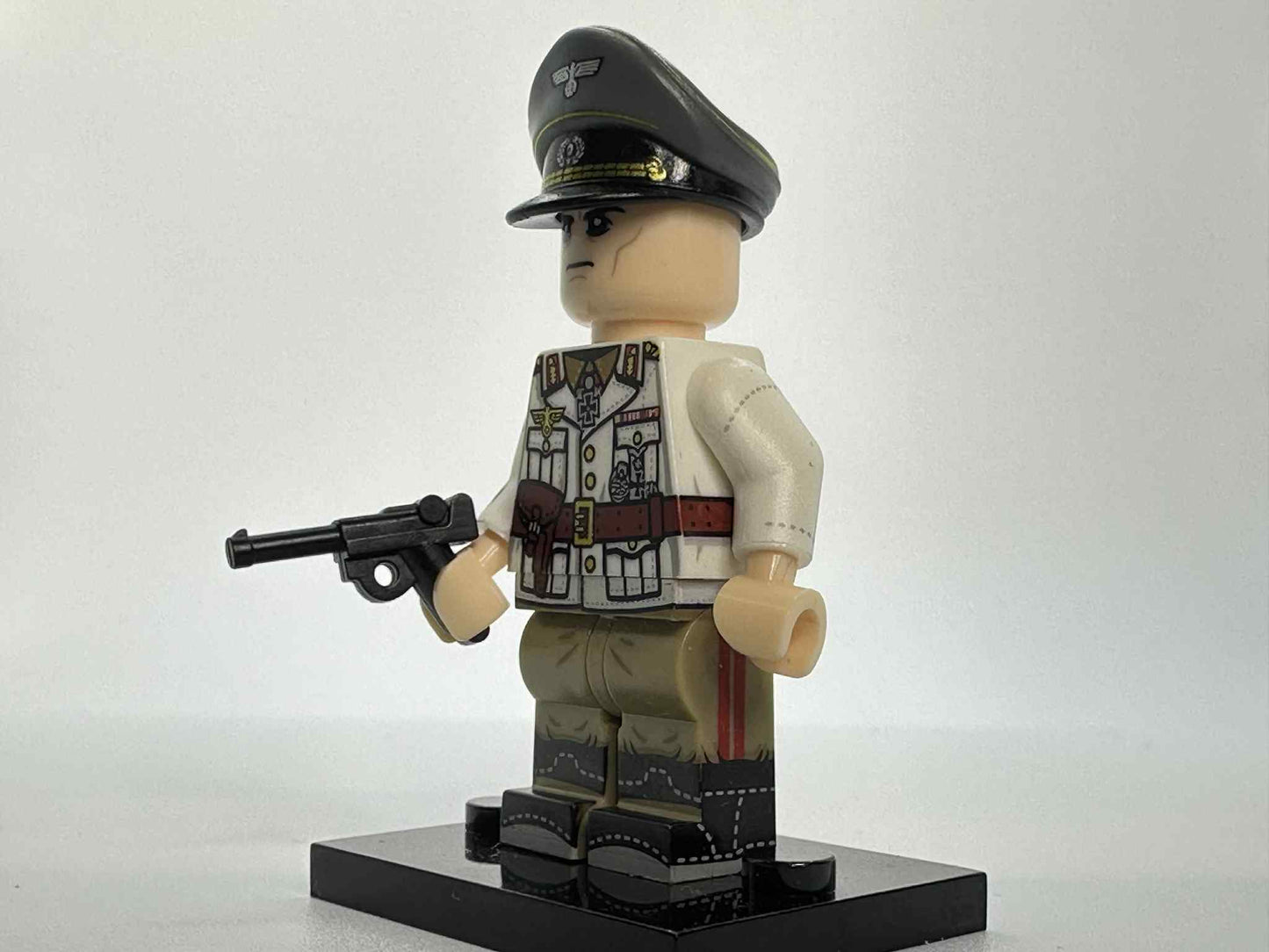 #47 WW2 Erwin Rommel Minifigure (North Africa)