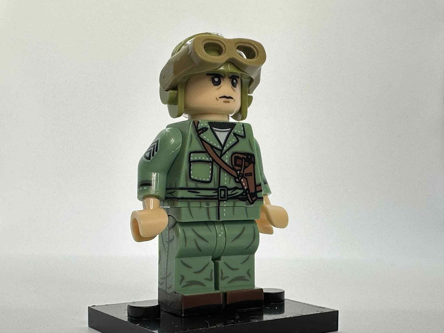 #20 WW2 US Army Tanker/Crewman Minifigure