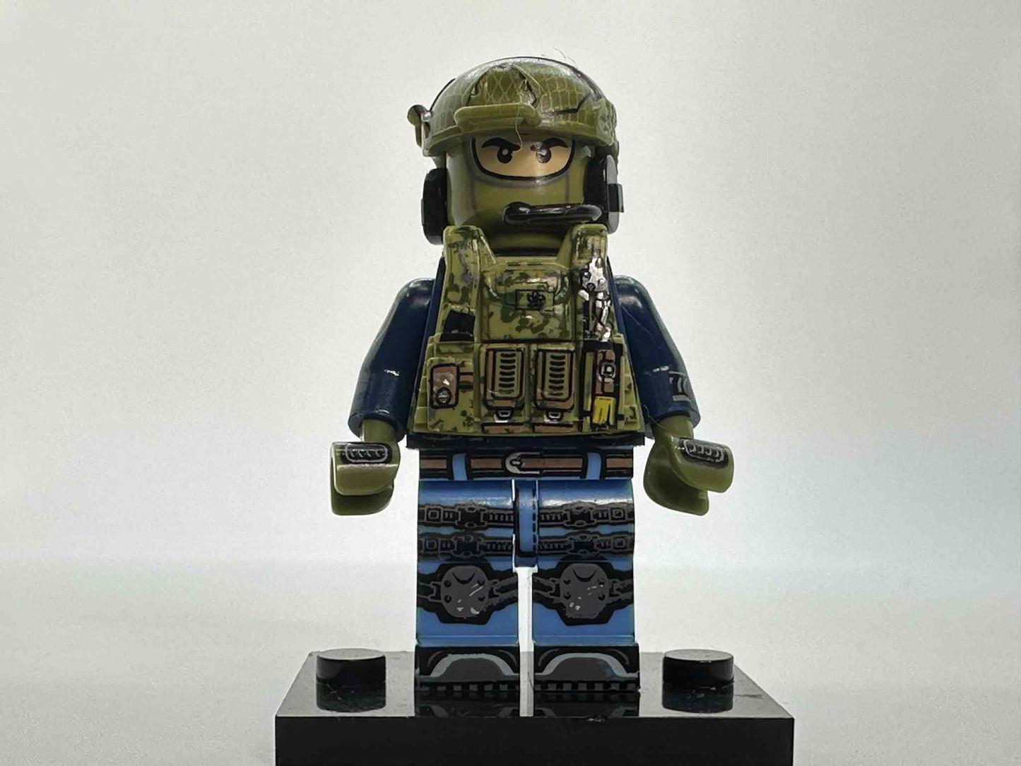 #56 Hong Kong Special Duties Unit (SDU) Minifigure