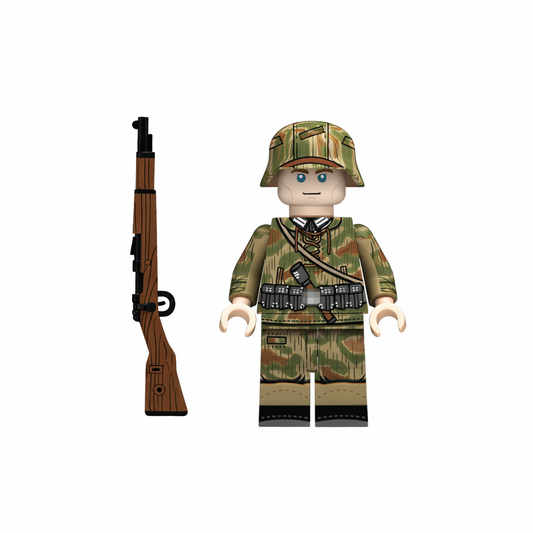 WW2 German Green Woodland Camo Minifigure