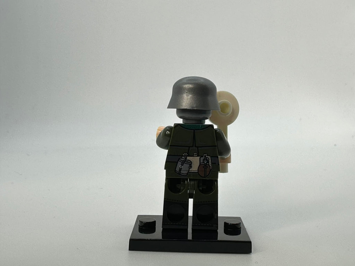 #87 German Military Police Minifigure