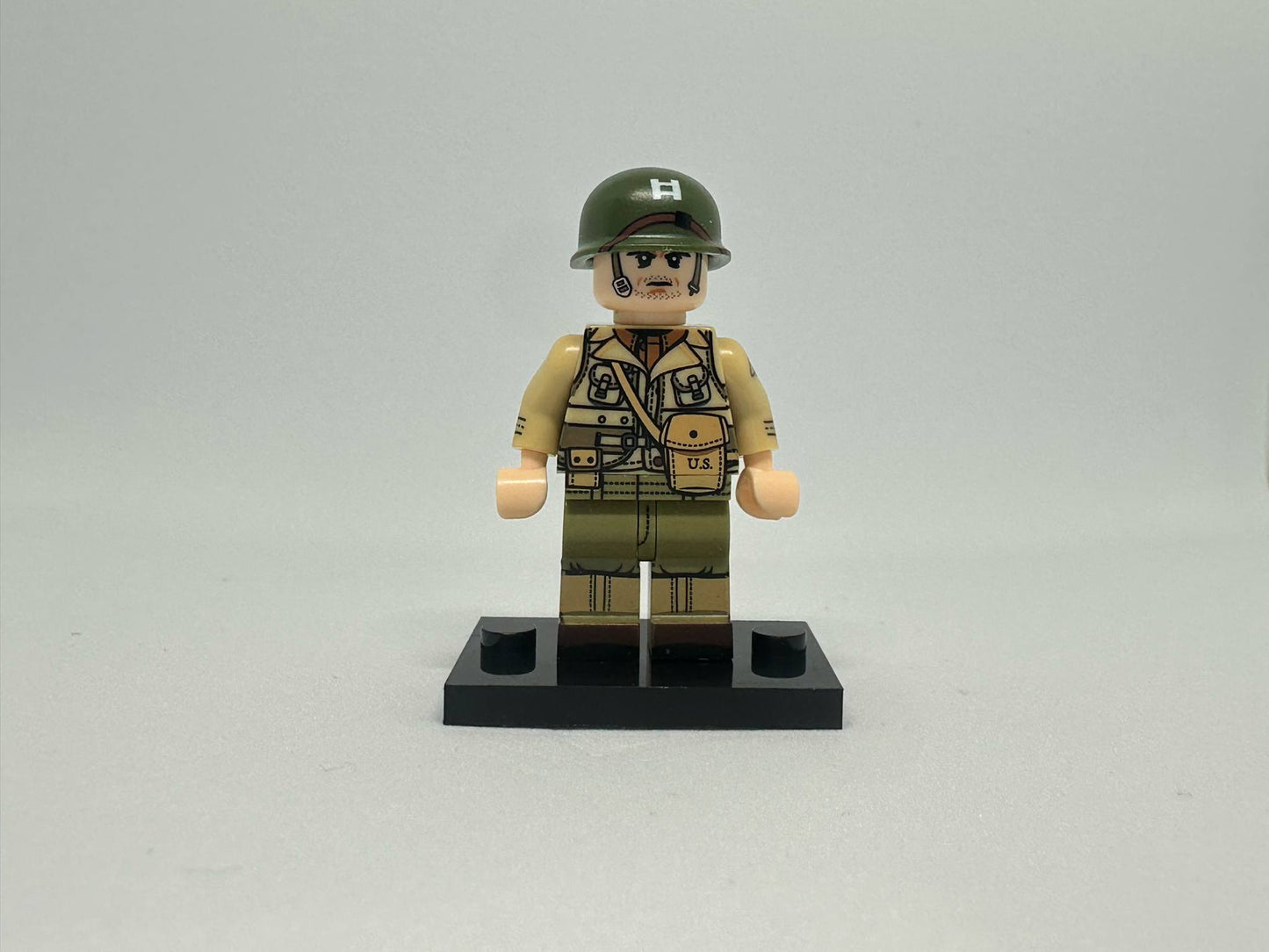 #12 WW2 US Army Lieutenant Minifigure