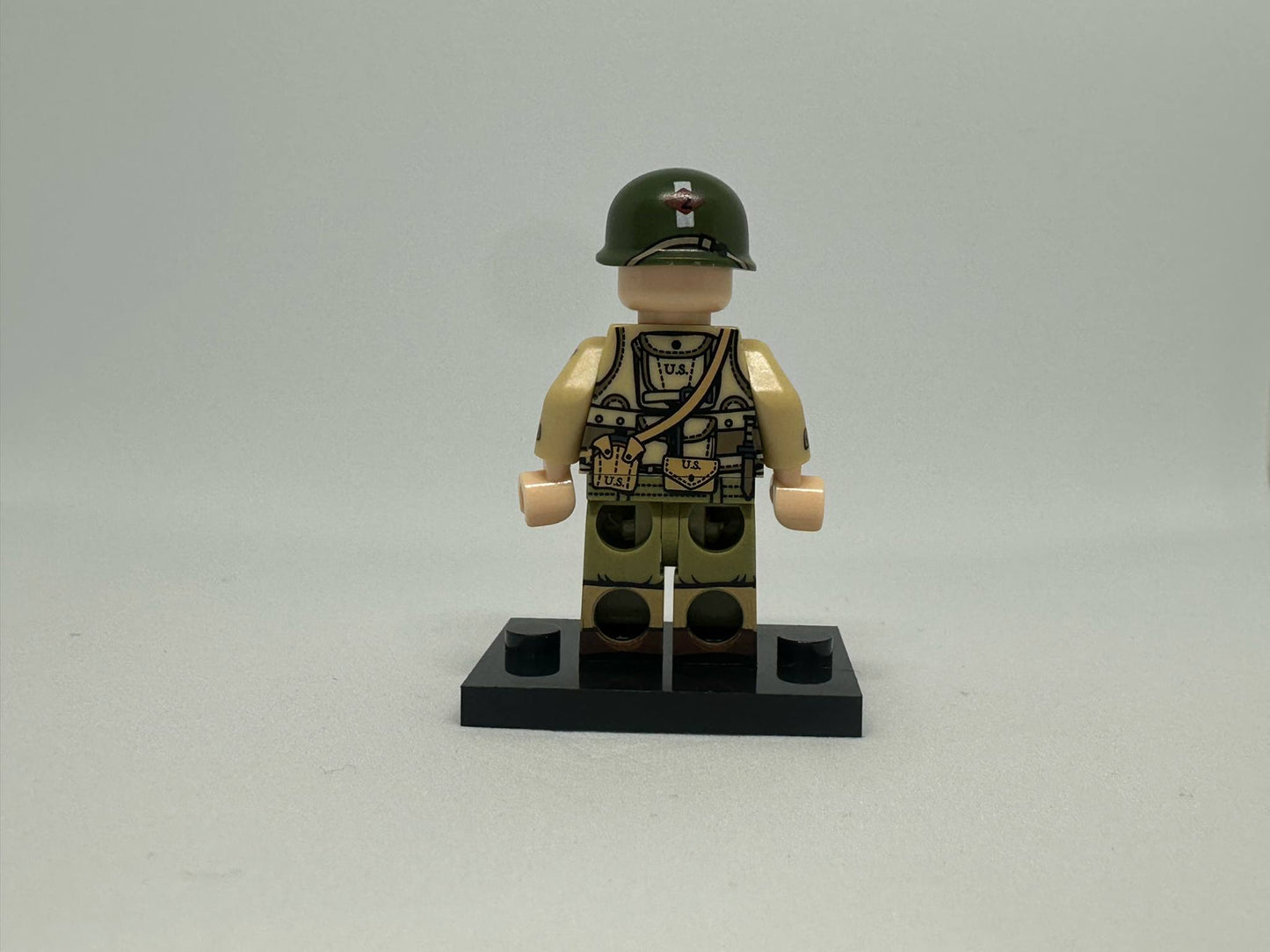 #12 WW2 US Army Lieutenant Minifigure