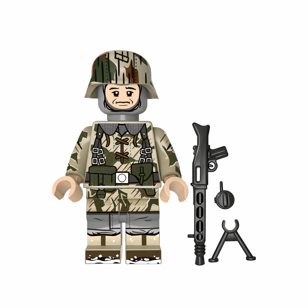 WW2 German Eastern Front Soldier Minifigure