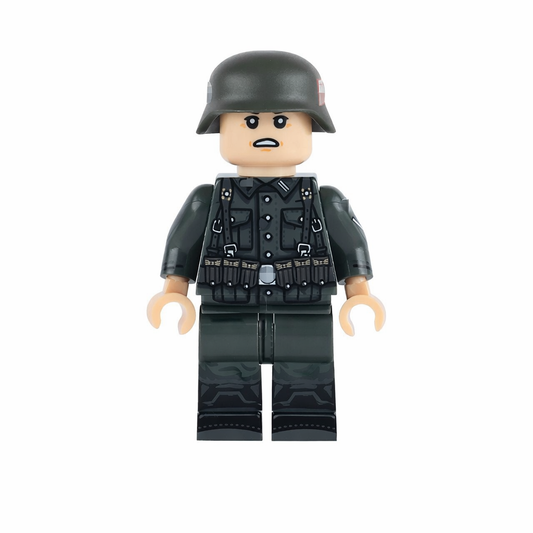 WW2 German Infantry Rifleman Minifigure
