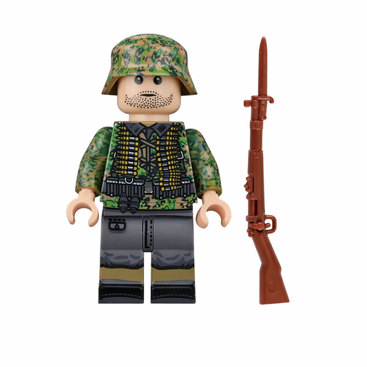 WW2 German Oak Spring MG Assistant Minifigure