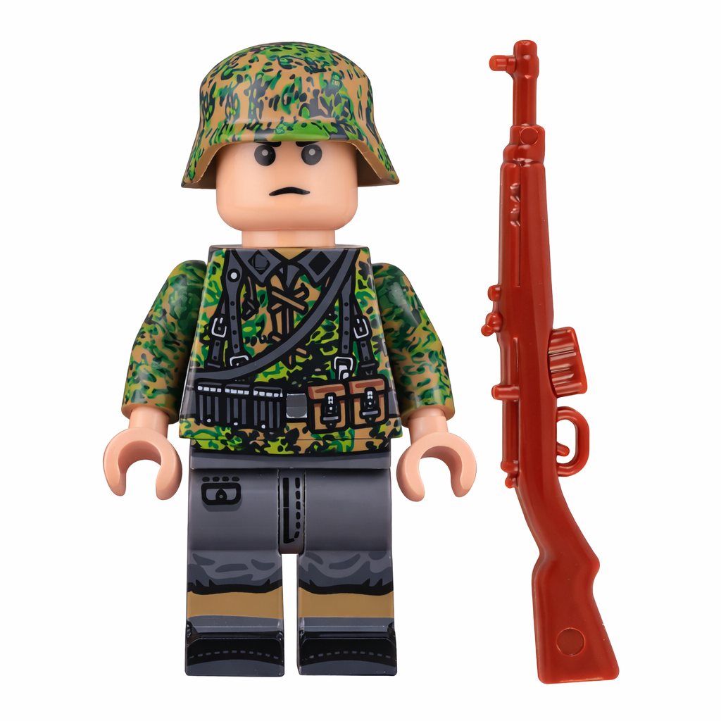 WW2 German Oak Spring G43 Infantry Minifigure